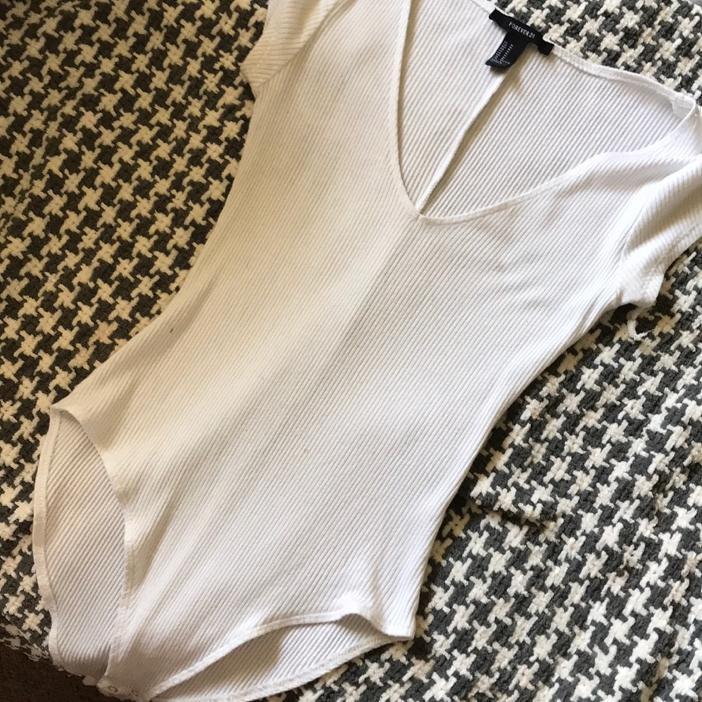 White forever 21 bodysuit